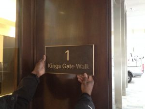 5_KINGS GATE PLAQUE